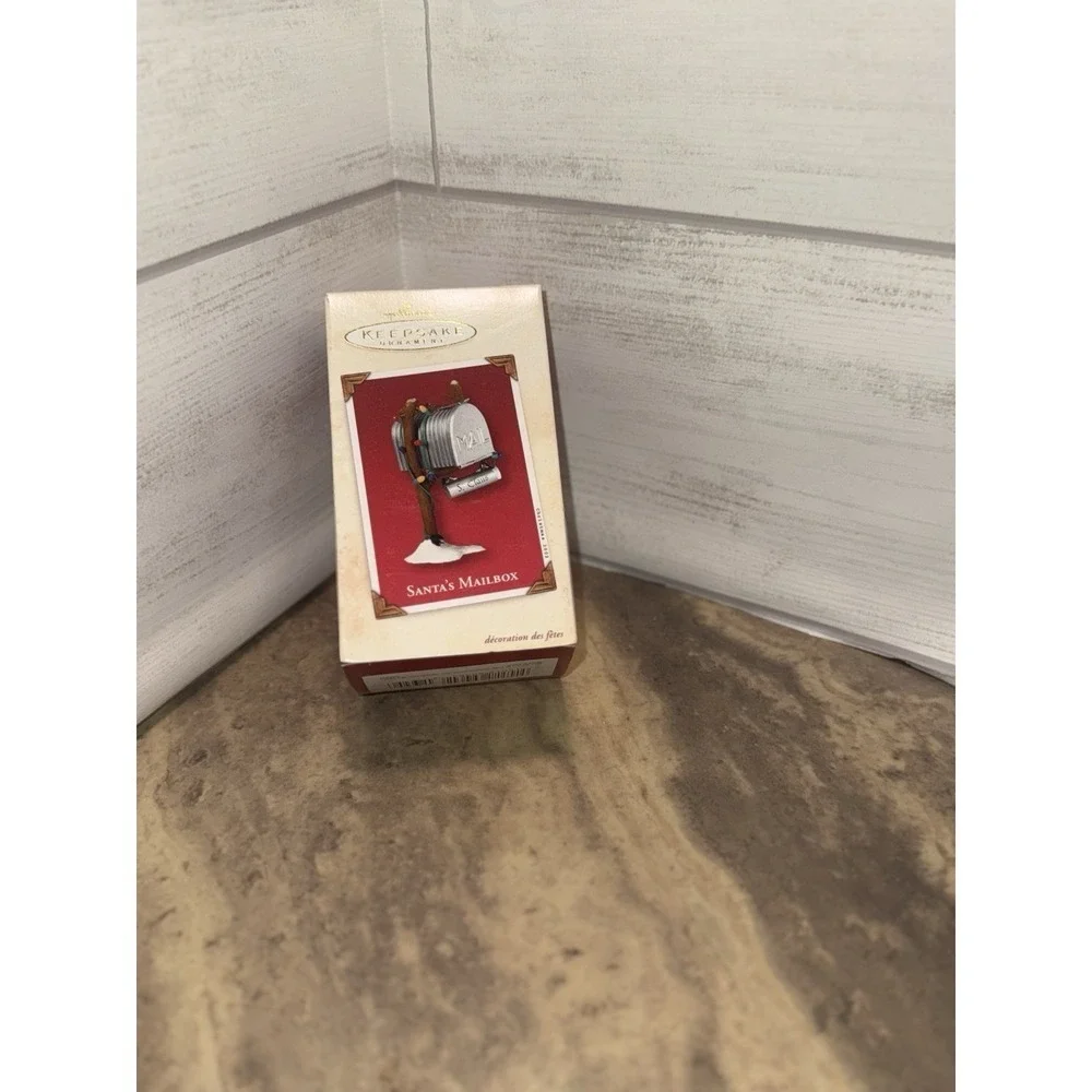 2002 Hallmark‎ Santa's Mailbox Keepsake Ornament